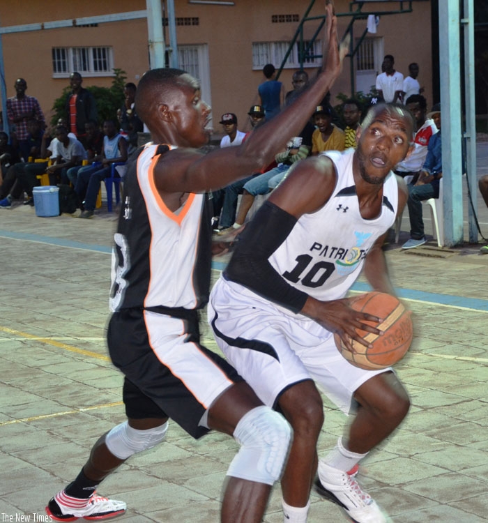 Former Patriots Capain, Sunny Niyomugabo (L), scored 24 points for IPRC-South against their Kigali counterparts. (File)