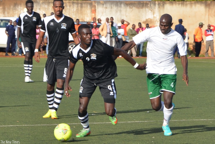 APR forward Barnabe Mubumbyi (left) is likely to start upfront against Kiyovu this afternoon at Kigali Regional Stadium. (File)