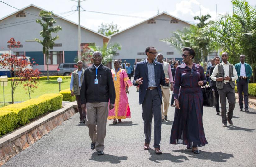 President Kagame, First Lady Jeannette Kagame and Prime Minister Murekezi (L) at the 13th National Leadership Retreat in Gabiro, Gatsibo District. (Village Urugwiro)