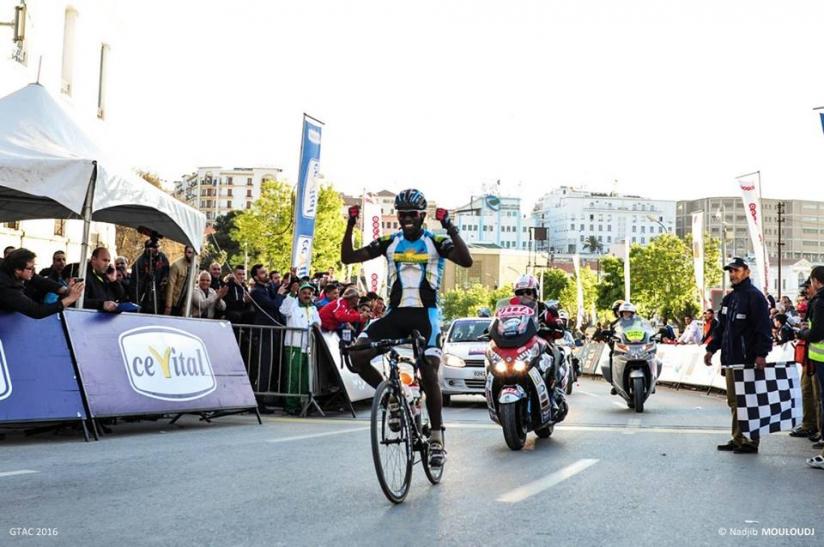 Joseph Areruya celebrates after crossing the finishline on Saturday. (Internet photo)
