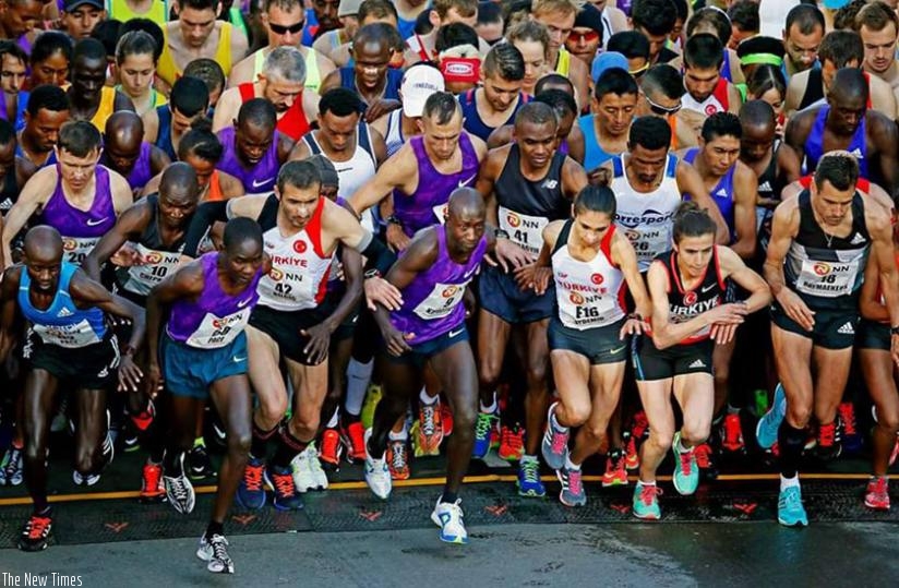 Runners at the starting line of the Rotterdam Marathon on Sunday in Rotterdam, Netherlands. (Net photo)