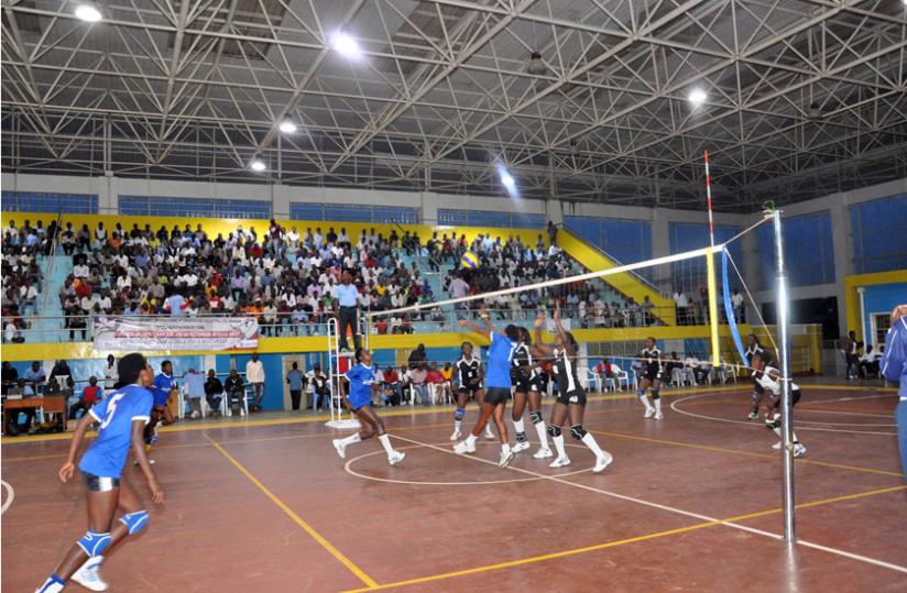 APR vs. Rwanda Revenue Authority during the national volleyball league. (Peter Kamasa)