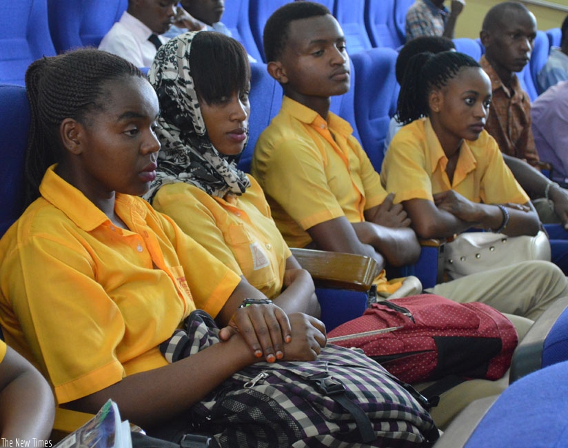 The students attend  training on entrepreneurship on Wednesday in Kigali. (F. Byumvuhore)