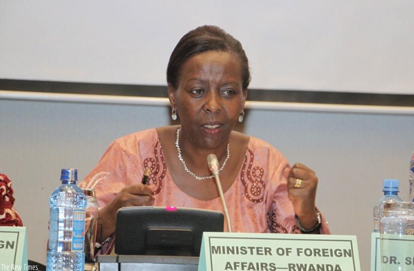 Minister Mushikiwabo speaks during the retreat in Nairobi. (Courtesy)