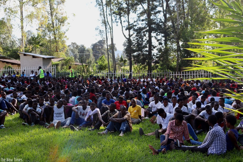 Some youths during the event to pay tribute to the youth killed during the 1994 Genocide against the Tutsi in Nyanza District on Saturday. (Courtesy)