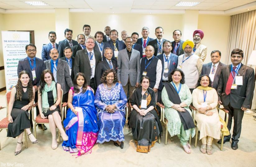 H.E. President Paul Kagame meeting the Medicare Mission 2016.