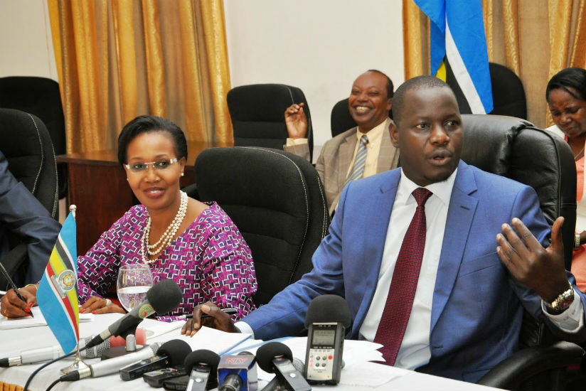 Hafsa Mossi (L) during previous EALA sessions. / Internet photo.