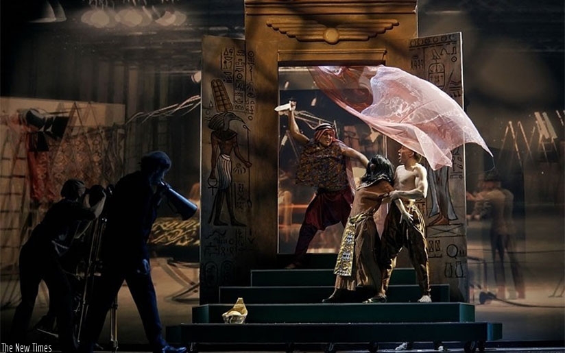 Characters perform in a past 3D musical show in London. (Net photo)