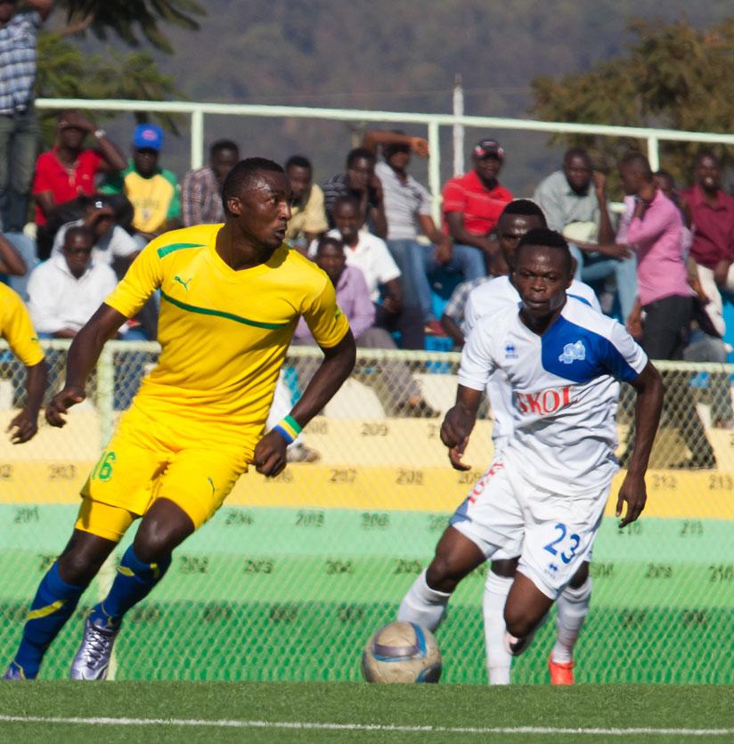 Sugira (yellow) is set to join AS Vita Club. / Nadege Imbabazi.