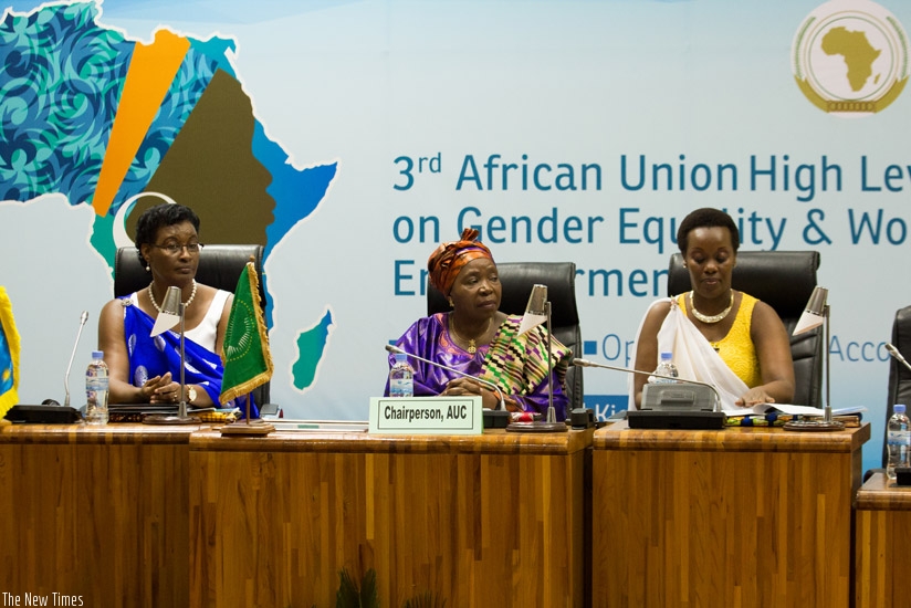L-R: Speaker Donatille Mukabalisa, Dr Dlamini-Zuma and Gender minister Diane Gashumba at the meeting. / File.