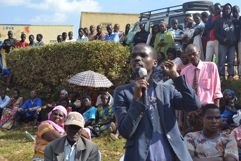 A resident shares his views during the meeting in Gicumbi Distirct on Thursday. / Courtesy.