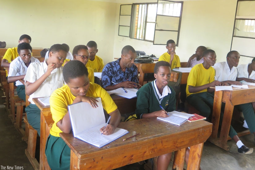 Students attend a lesson. Teachers have a responsibility to complete the syllabi in the third term. / Lydia Atieno.
