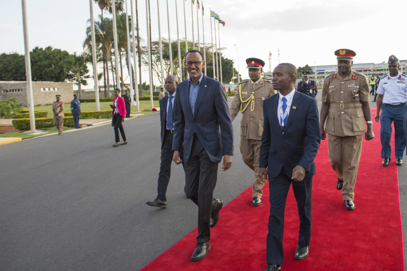 President Kagame arrives in Nairobi to attend the 6th Tokyo International Conference on African Development (TICAD). / Village Urugwiro.