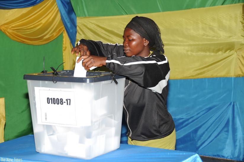 A voter in Kiyovu casts her vote during a local election last year. (File.)