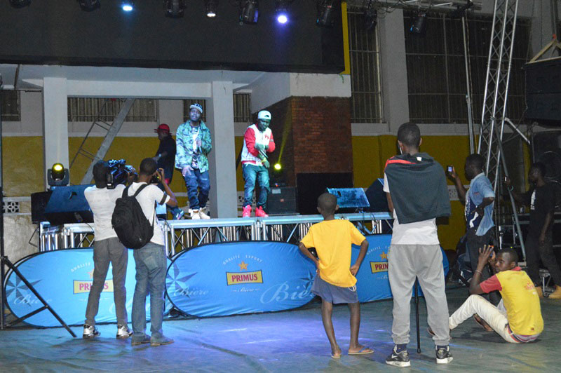 Jay Polly (L) and Amag The Black (R)'s album launch concert on Saturday was a flop. / Courtesy.