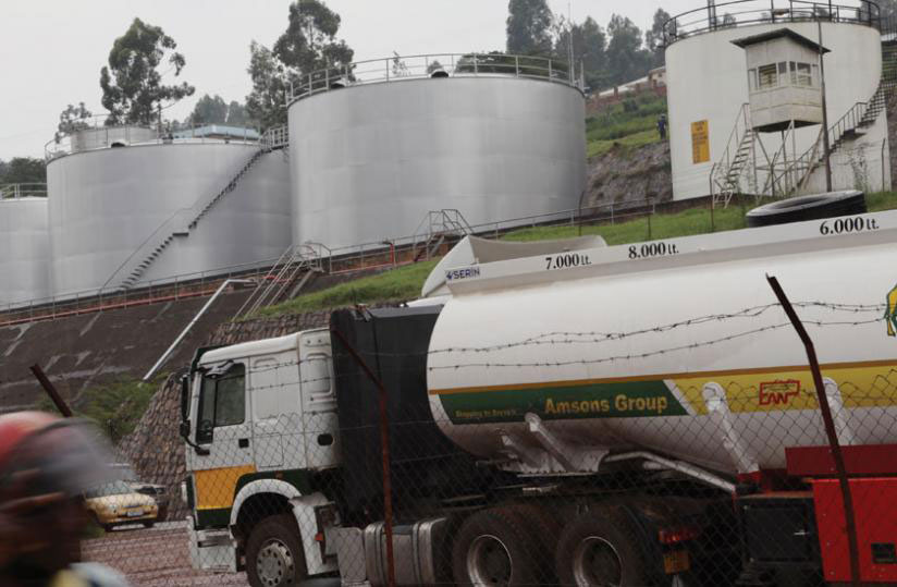 Fuel reserve tanks in Gatsata, Kigali. Oil prices have increased for the first time in three weeks. / File.