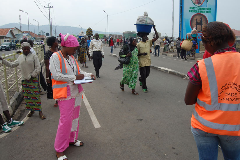Traders on Rwanda-DR Congo border of Rubavu, which has reportedly seen an increase in cross-border business operations in recent past. / File.