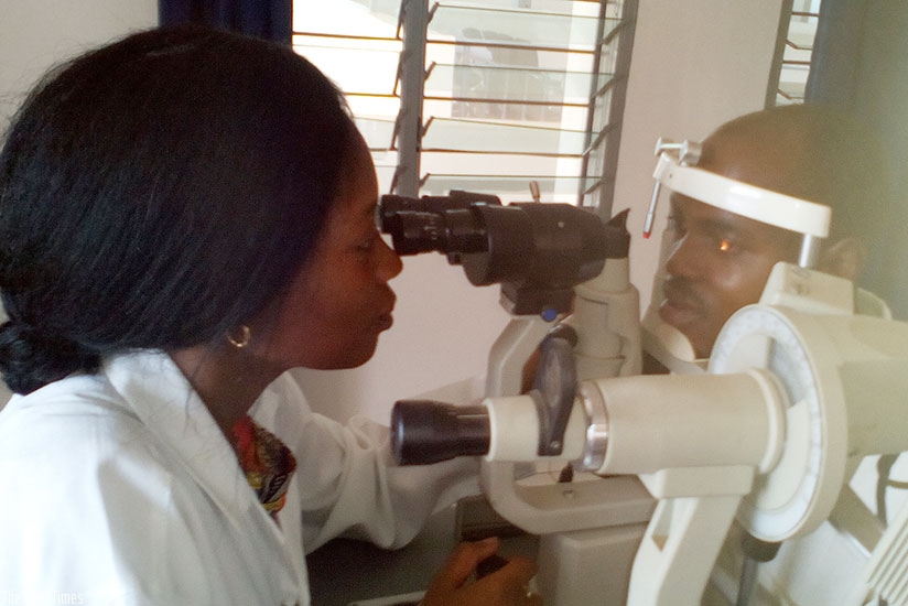 Early diagnosis is essential in the management of  diabetic retinopathy. / Lydia Atieno.
