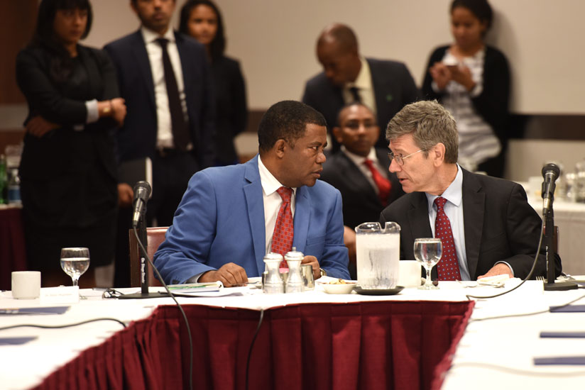 Participants chat during the SDG meeting in New York, US. / Courtesy.