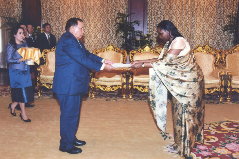 Ambassador Isumbingabo presenting her credentials in Laos on Tuesday. / Courtesy photo