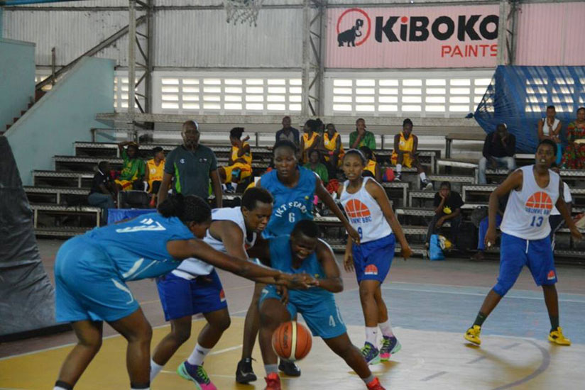 Ubumwe's Charlotte Umugwaneza in the middle scored the game high 22 points to guide her side to victory. / Geoffrey Asiimwe