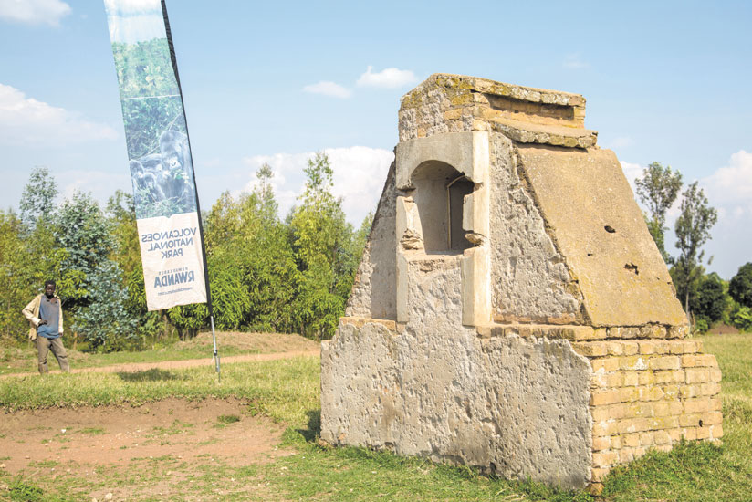 A shrine of  Virgin Mary at Kankazi's house. / Faustin Niyigena