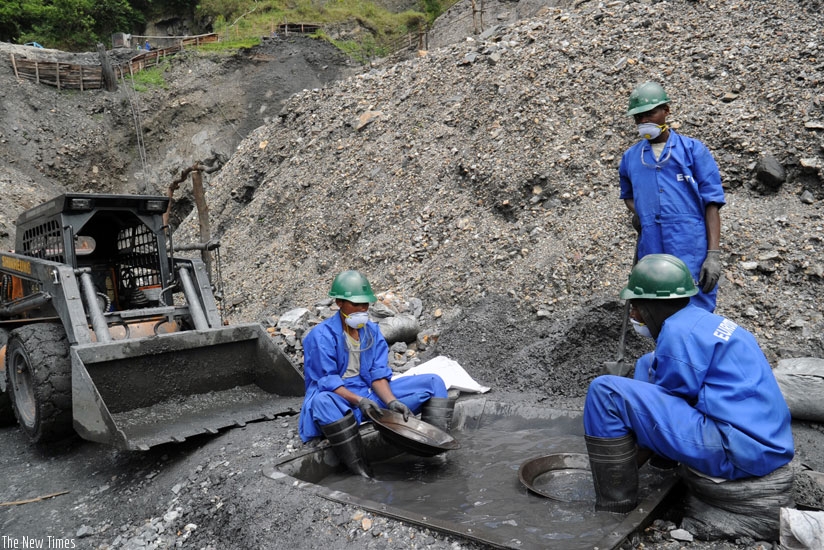 Wolfram miners in Northern Province. The industry players want tax relief and other interventions to spur growth (File photo)