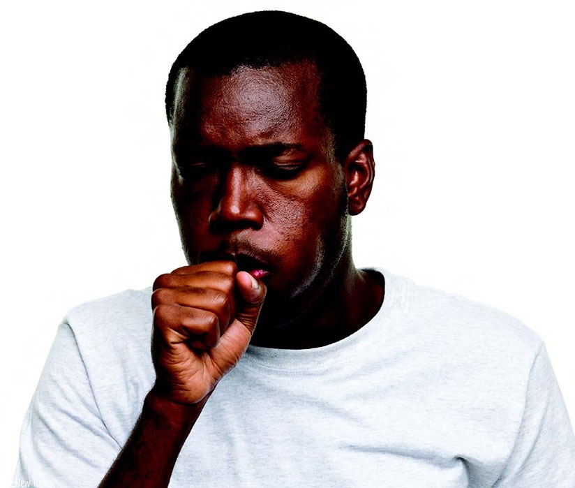 A man infected with a bad cough. / Net photo.