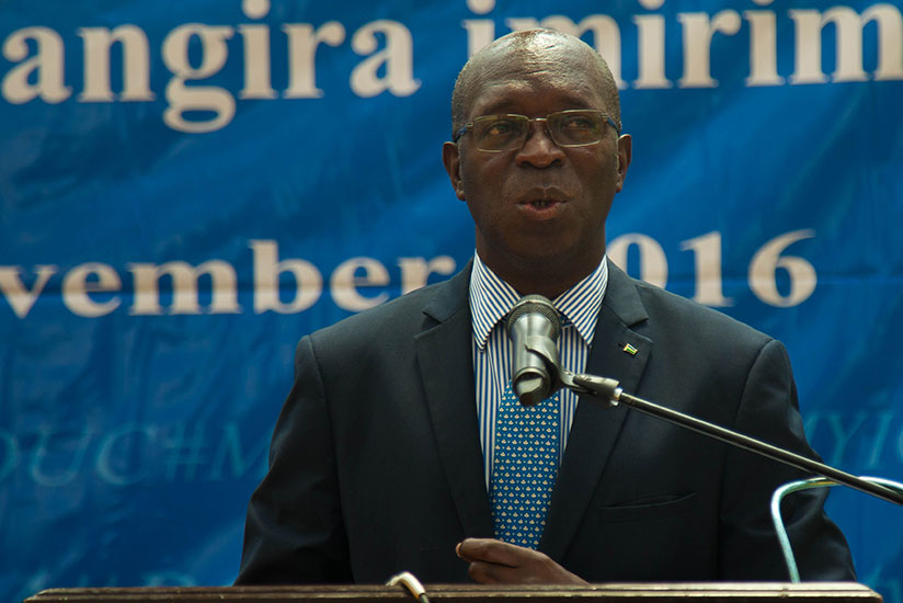 Prime Minister Murekezi addresses graduands. / Nadege Imbabazi