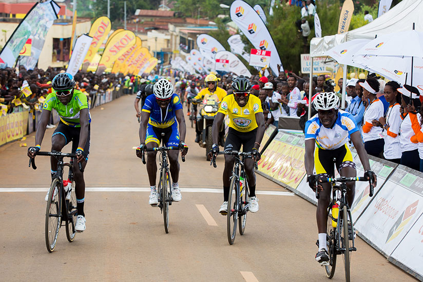 Valens Ndayisenga (2nd from right) believes, hopes of a team to win the 2016 Tour du Rwanda are all but over with one stage left. / Faustin Niyigena