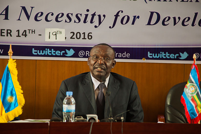 Minister for Trade, Industry and East African Community Affairs, Francois Kanimba, addressing a press conference in Kigali last week. / Nadege imbabazi