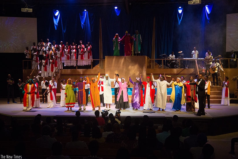 The production's director, Daniel Mugisha (in black suit) presents the team after the fourth show as closing this year's cantata. (All photos by Faustin Niyigena)