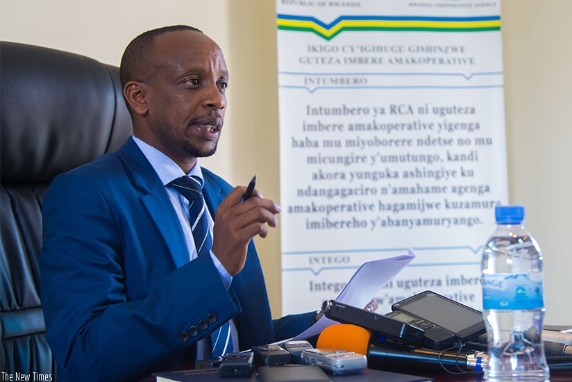 Munanura adresses the media yesterday. (Faustin Niyigena)