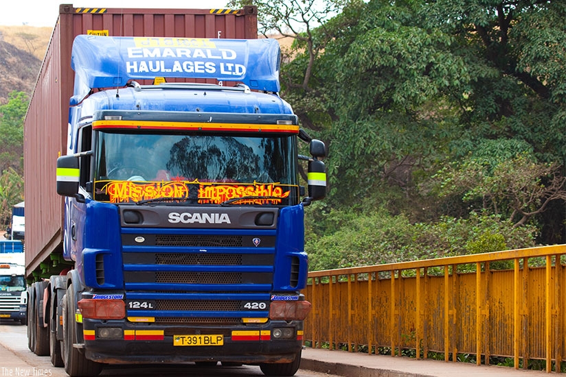 A truck carrying goods crosses into Rwanda at Rusumo border from Tanzania. (Courtesy)