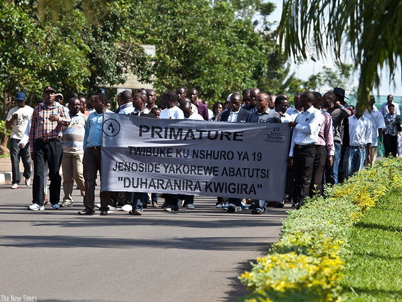 Staff of the Office of the Prime Minister in a u2018Walk to Remeberu2019 tribute for the victims of the Genocide. File.