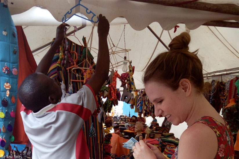 Some of the buyers at the expo on Sunday. / Appolonia Uwanziga.  