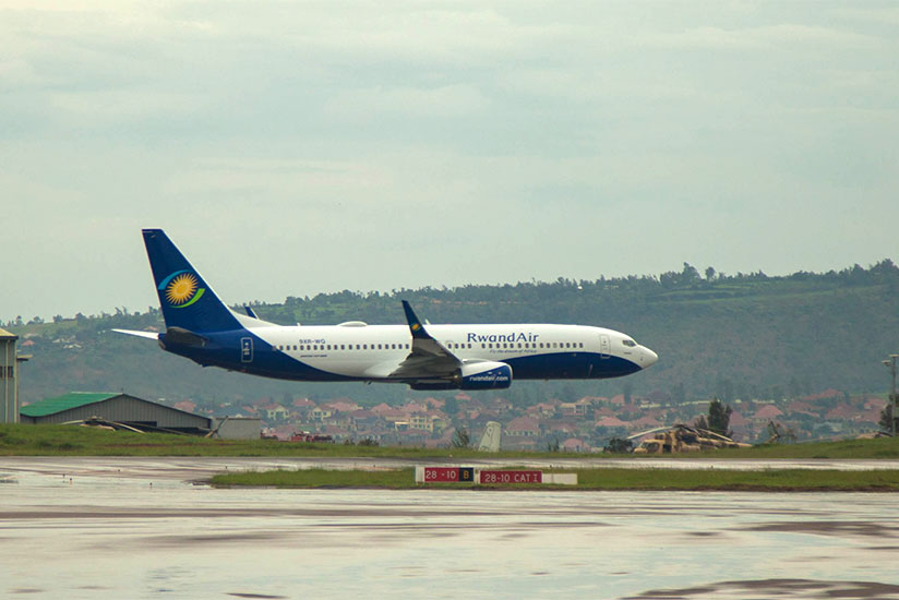 RwandAir landing at the KIA. / Nadege Imbabazi