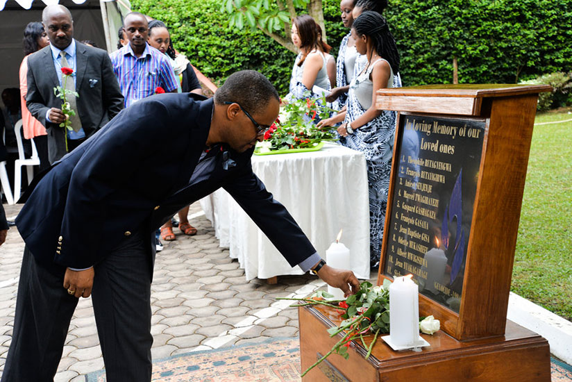 UNHCR staffers pay tribute to the victims of the 1994 Genocide against the Tutsi on Friday. / Courtesy
