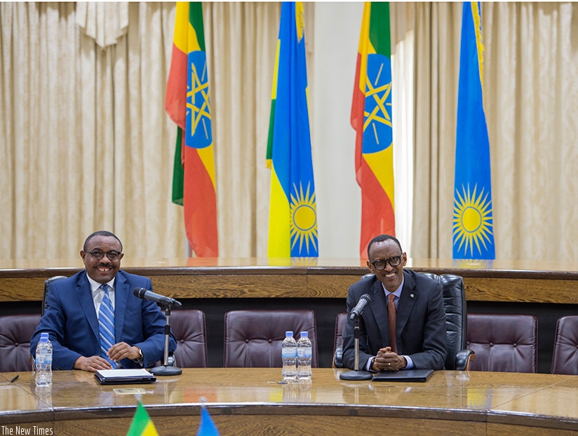 President Kagame holds a joint news conference with Prime Minister Hailemariam Desalegn of Ethiopia in Kigali yesterday. Village Urugwiro.