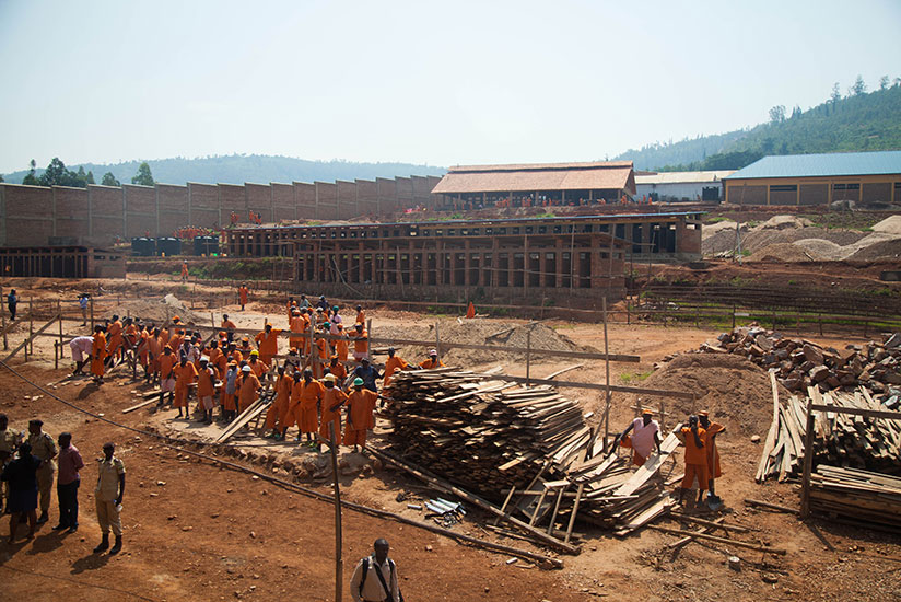 Prisoners during the construction work of the new prison at Mageragere last year. / Nadege Imbabazi