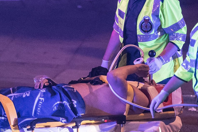 Dozens of paramedics raced to the scene in the early hours, as several casualties were taken to hospitals around London (Net photo)