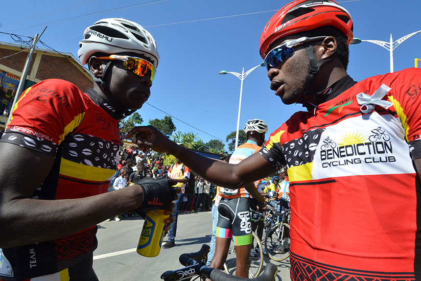 Jean Bosco Nsengimana (L) and Bonaventure Uwizeyimana will lead the six-man Team Rwanda in Colorado Classic. / File