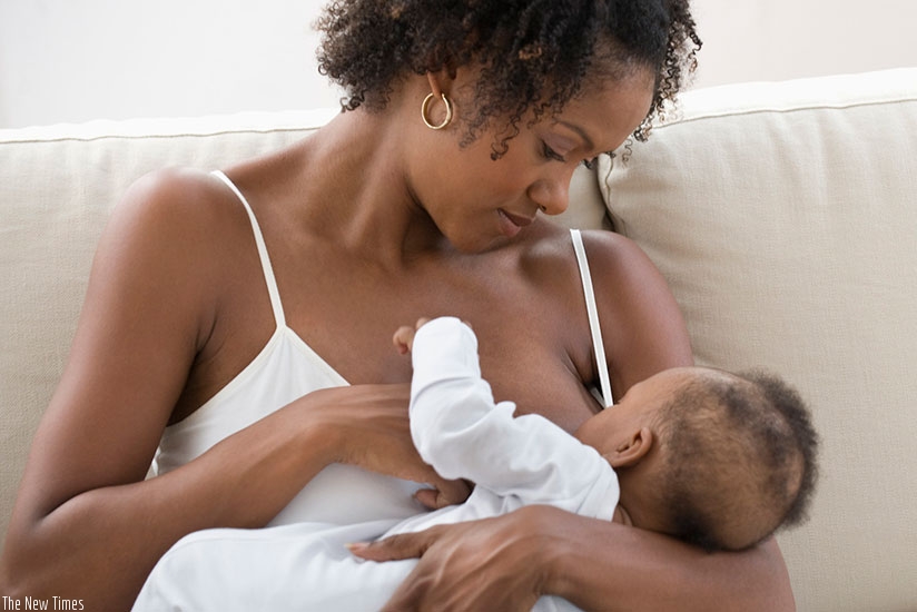 Mothers are encouraged to breastfeed for two years. / Net photo.