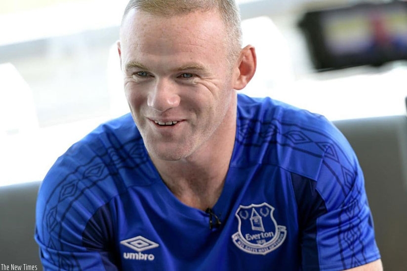 Wayne Rooney completed an emotional Everton return, signing on a free transfer. (Net photo)