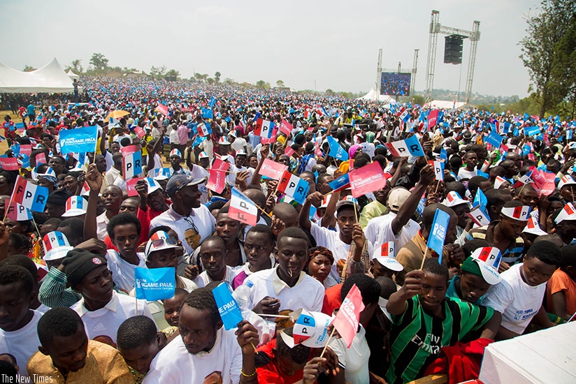 Thousands of RPF members arrive early morning yesterday at Nyanza district site waiting their candidate Paul Kagame to arrive. Faustin Niyigena
