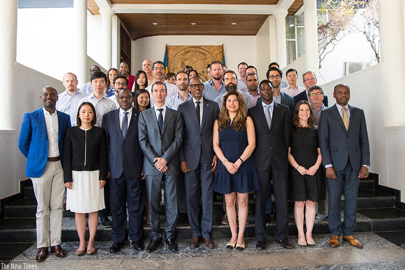 President Kagame meets a delegation from Pharo Management Company, a hedge fund that specialises in emerging markets. rnThe delegation, comprising various teams from London, New Yo....