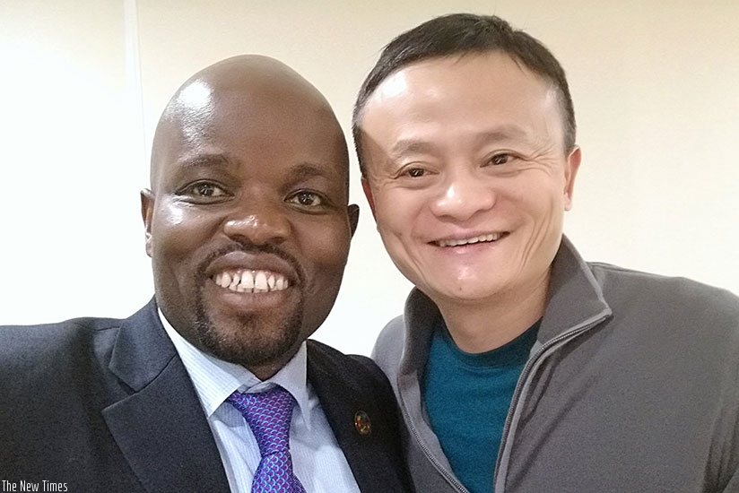 Minister Nsengimana and Jack Ma pose for a selfie shortly after the latter's arrival last night. Courtesy. 