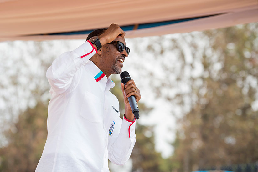 Incumbent President Kagame campaigns in Kirehe District yesterday. / Village Urugwiro
