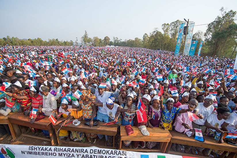 RPF presidential candidate Paul Kagame has attracted the biggest crowds of the 3 presidential candidates, with all rallies having more than 100.000 supporters. RPF spokesperson Wel....