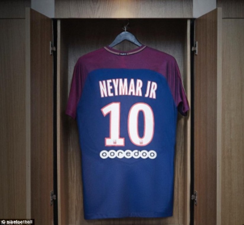 Neymar will wear the No 10 shirt at PSG (Net photo)